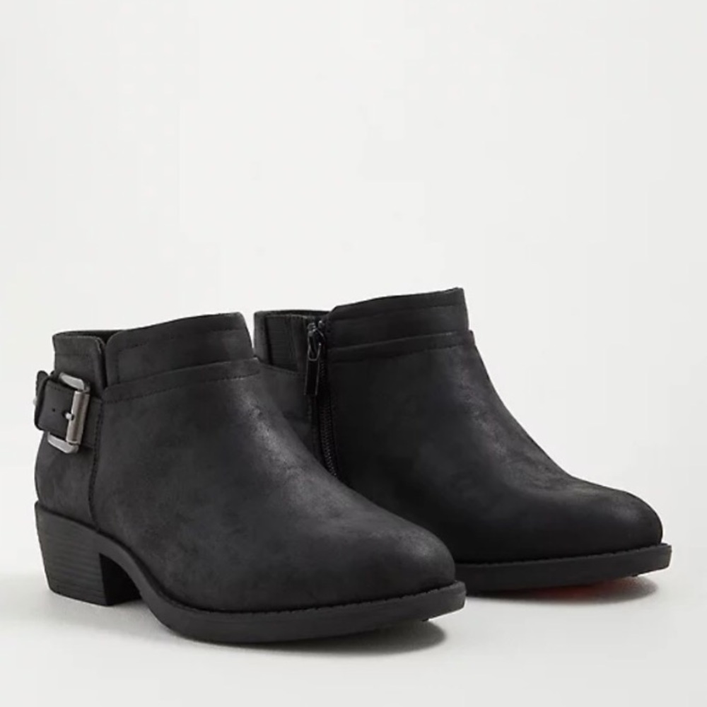 Women's Torrid Ankle Boot with Buckle Size 10 - Picture 2 of 16
